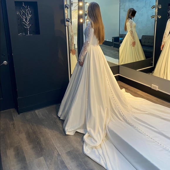 Wedding dress by Christina’s bridal. - Picture 12 of 12